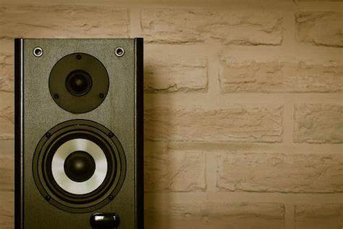 How to Break in Speakers Properly?