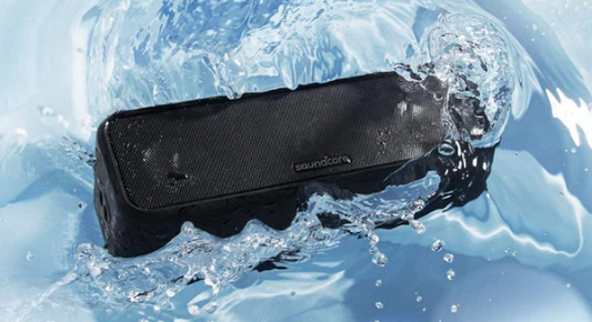 Complete Guide to Choose the Best Speakers for Outdoor Projector